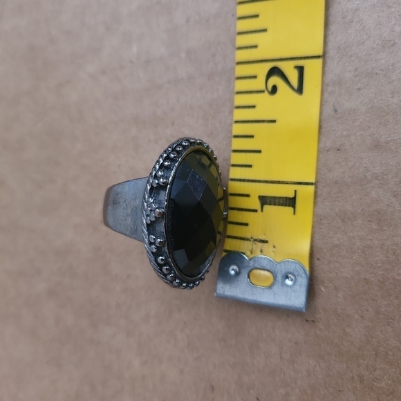 Vintage Black Fauceted Stone Gunmetal Silvertone Fat Band Cocktail Ring - Picture 9 of 9